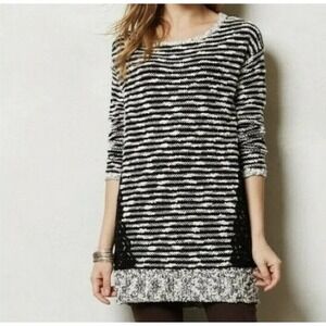 Moth Anthropologie Stacatto Tunic Sweater Striped Black White Cozy Career Size M
